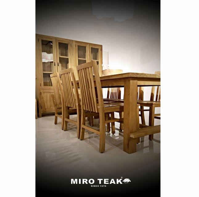 MIRO TEAK VILLA DINING TABLE VILLA餐桌