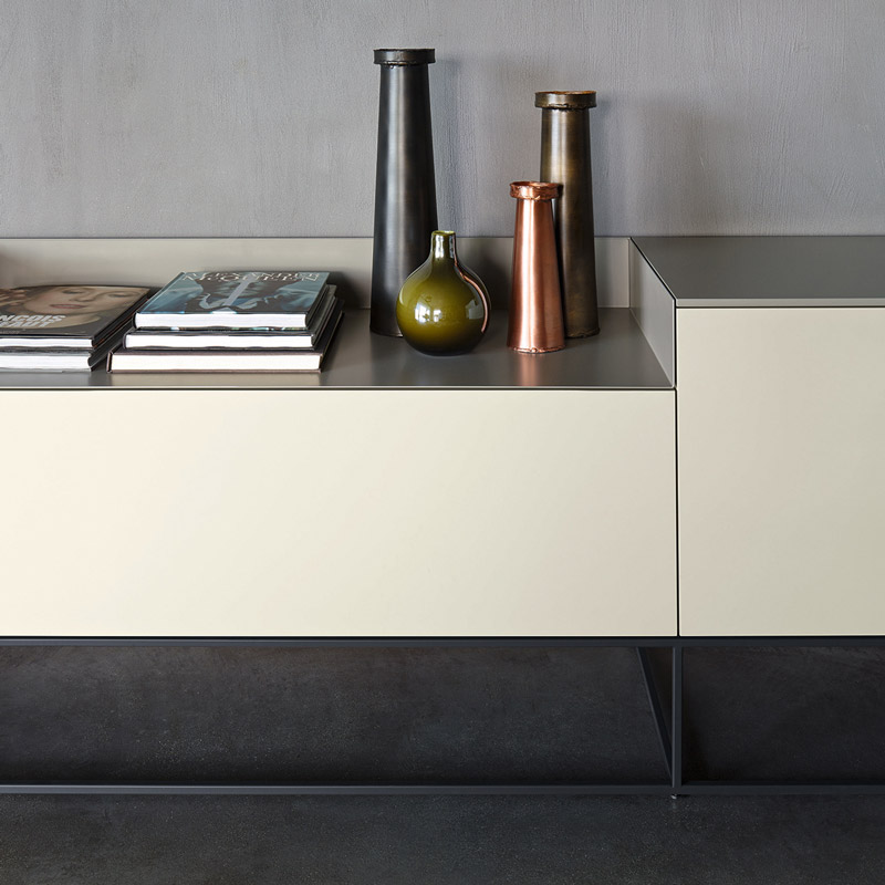 piure-Line Sideboard - 7