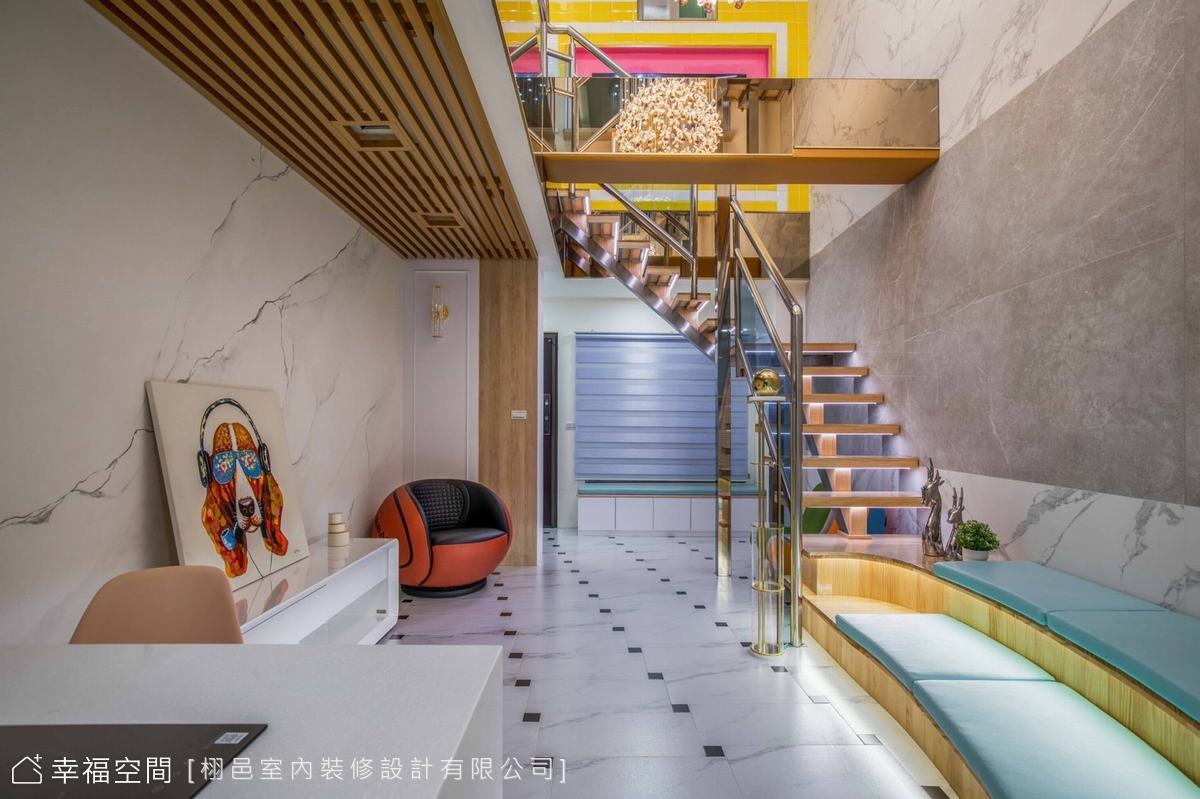 30 年透天厝老屋翻新 打造現代摩登智能宅│現代輕奢風