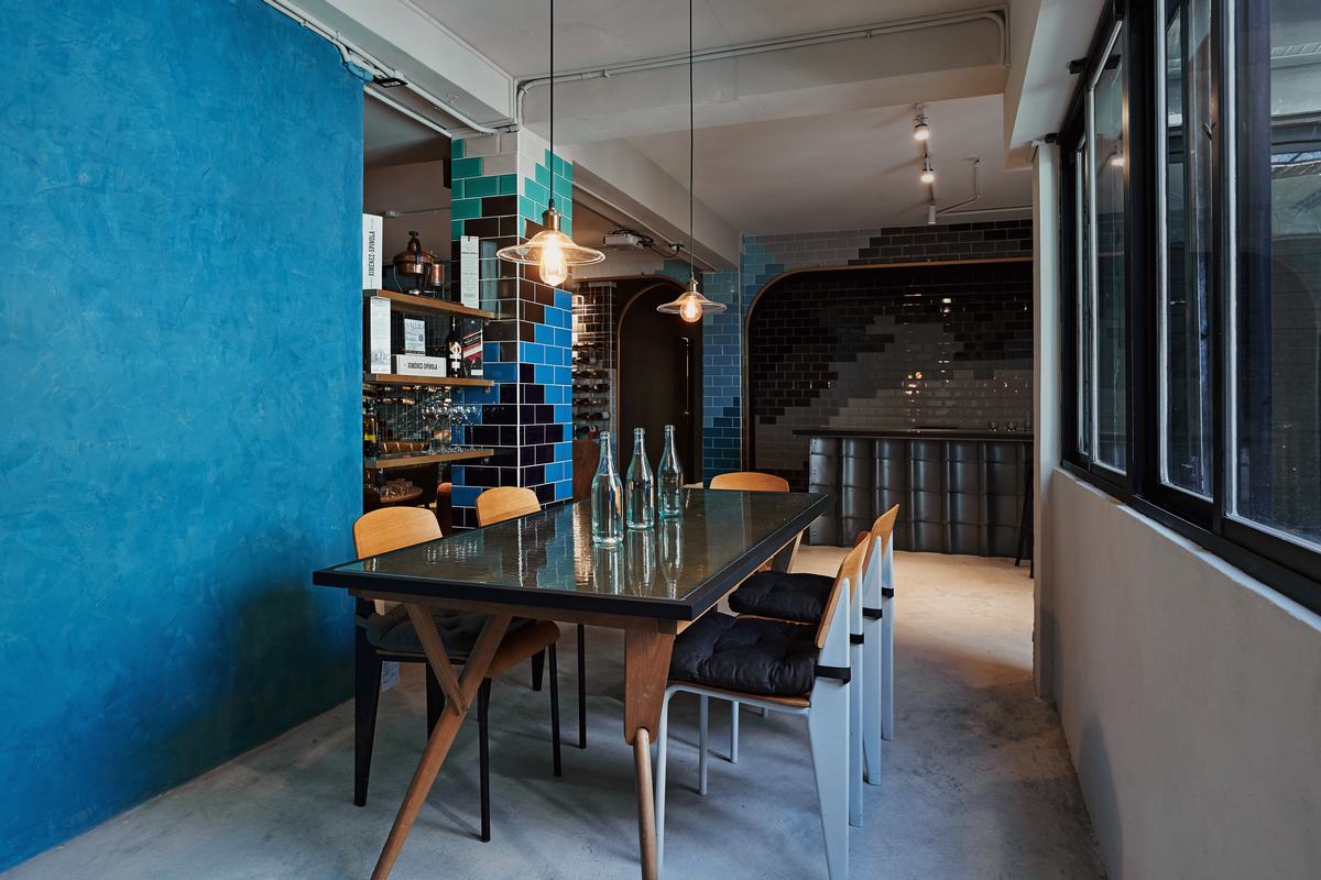 SALUD FOOD & WINE｜前衛風｜40坪