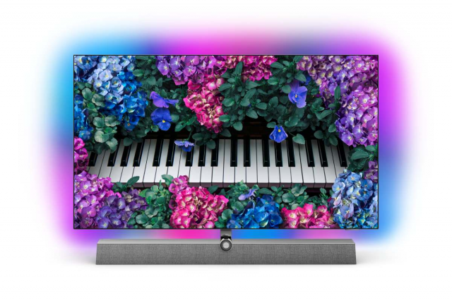 OLED935