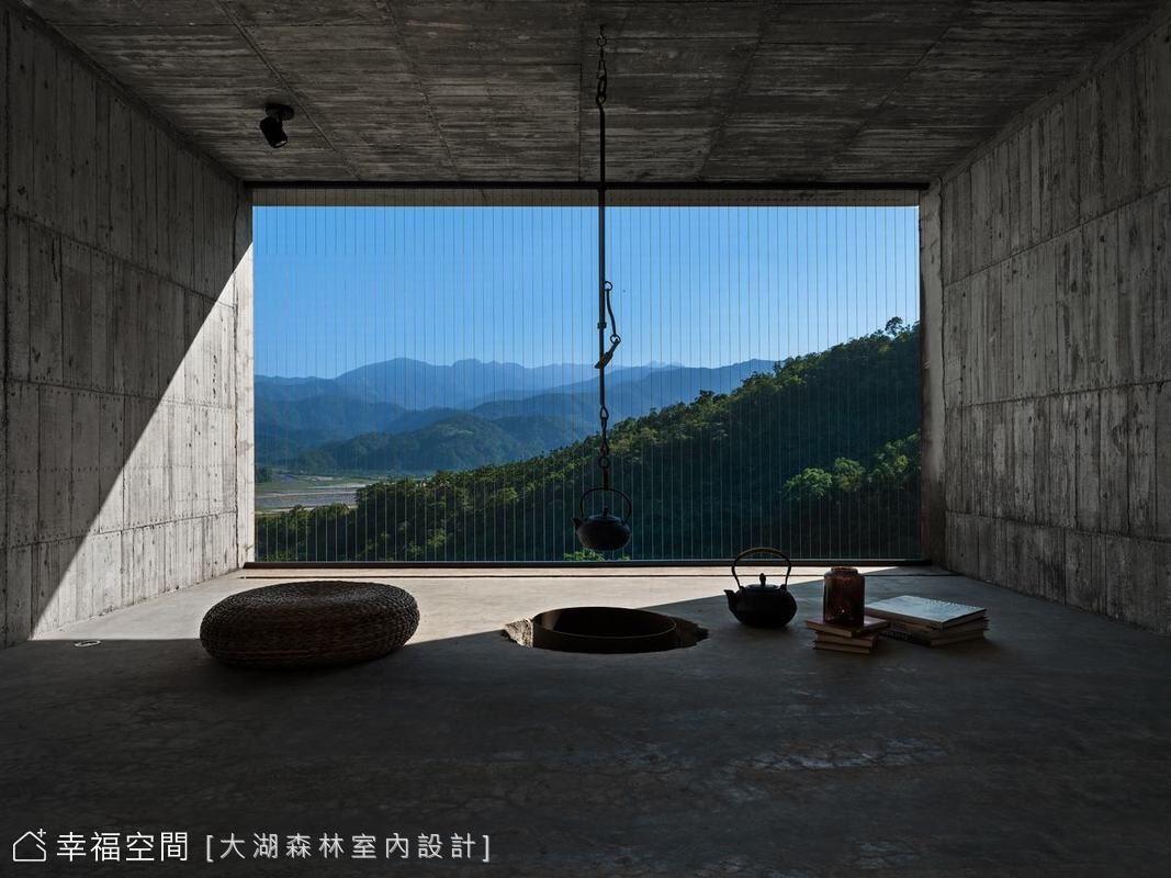 輕觸大地 / 置入 翻轉 隱匿 飄浮（空間篇）